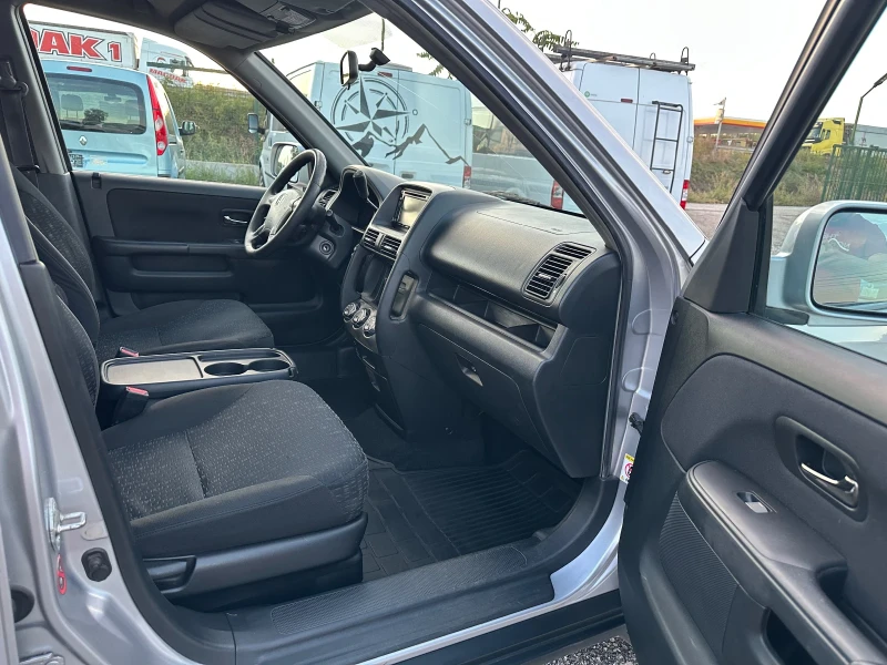 Honda Cr-v 2.0-SWISS-FACELIFT-NAVI-AUTOMAT-КАТО НОВА ОТДОЛУ!, снимка 9 - Автомобили и джипове - 47369426