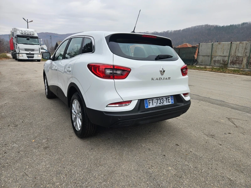 Renault Kadjar 1.5DCI, снимка 7 - Автомобили и джипове - 48116117