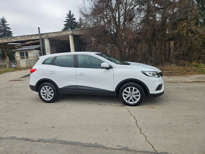 Renault Kadjar 1.5DCI, снимка 4 - Автомобили и джипове - 48116117