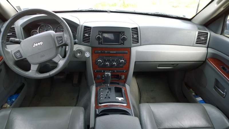 Jeep Grand cherokee 4.7 GAS, снимка 8 - Автомобили и джипове - 52077869
