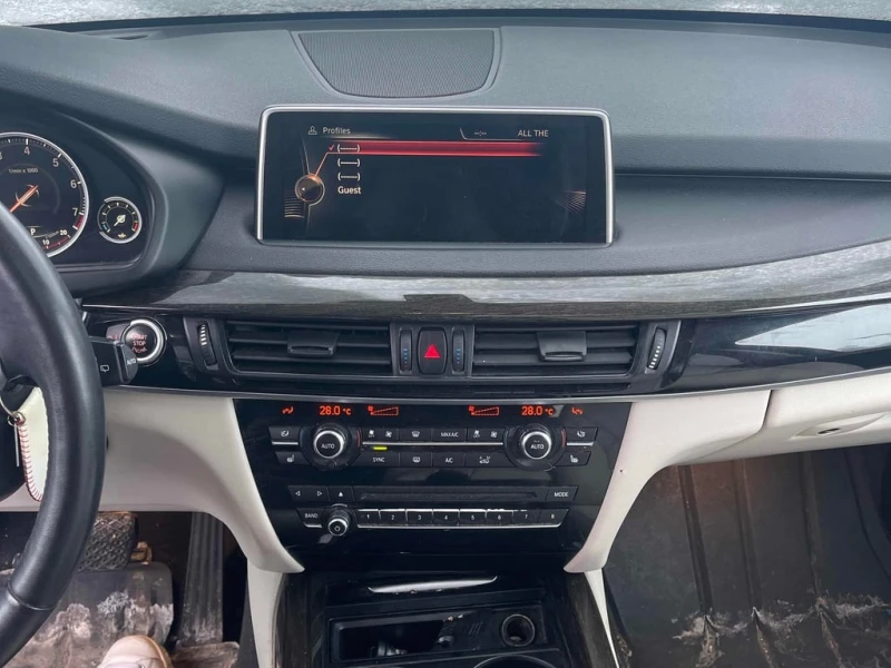 BMW X5 * xDrive35i * CARFAX * БЕЗ ПЪРВОНАЧАЛНА ВНОСКА, снимка 9 - Автомобили и джипове - 52852319