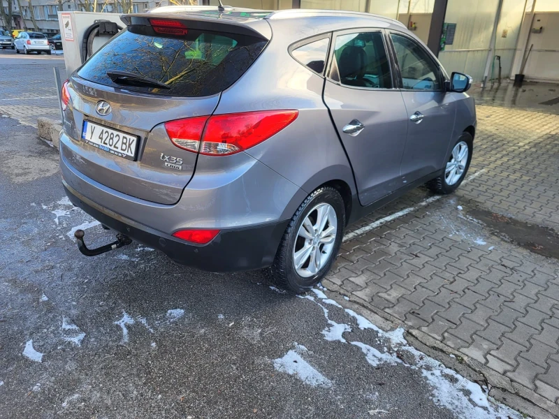 Hyundai IX35, снимка 4 - Автомобили и джипове - 53143306
