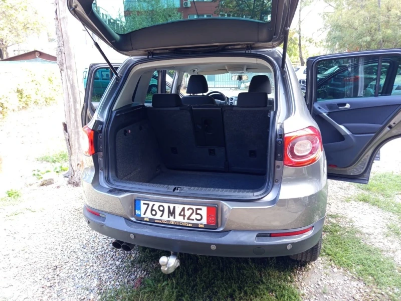 VW Tiguan 2.0 TDI, снимка 4 - Автомобили и джипове - 53578052