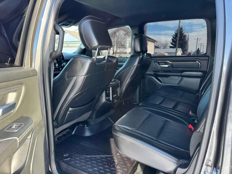 Dodge RAM 1500 * Sport * CARFAX * KEYLESS * ПОДГРЕВИ * ОБДУХВАНЕ , снимка 11 - Автомобили и джипове - 53600066