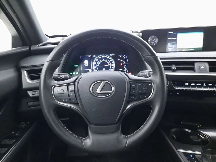 Lexus UX 250h Базов - изображение 6