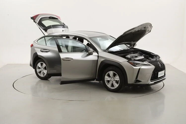 Lexus UX 250h Базов - изображение 4
