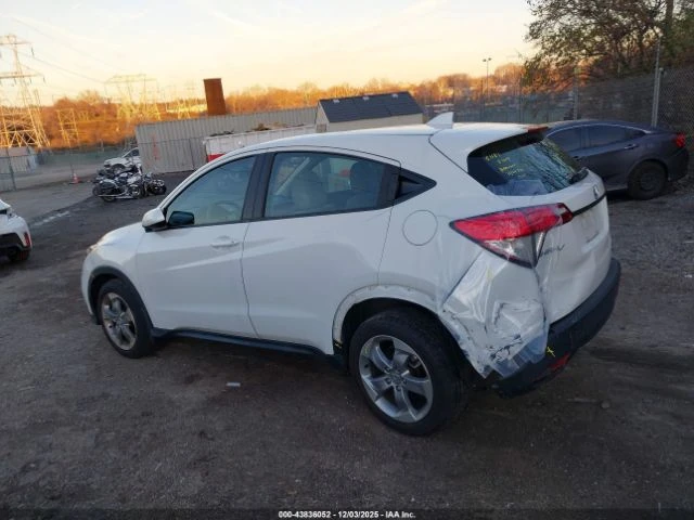 Honda Hr-v 1.8* AWD* КАМЕРА* Cruise control* 50k km* , снимка 9 - Автомобили и джипове - 52861352