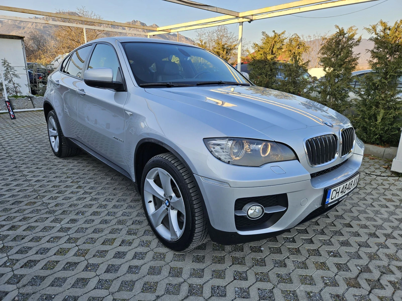 BMW X6 8СК= 360CAM= TV= ОБДУХВАНЕ= ОБСЛУЖЕН= FACELIFT - изображение 2