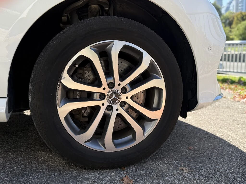 Mercedes-Benz GLE 400 4MATIC* AWD* HeadUp* АвтоКредит* (ЦЕНА ДО БГ) - изображение 3