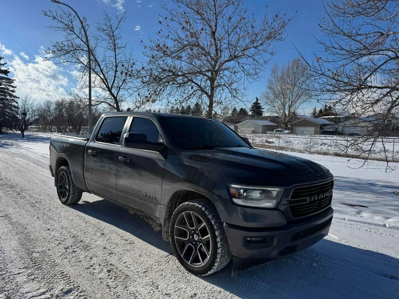 Dodge RAM 1500 * Sport * CARFAX * KEYLESS * ПОДГРЕВИ * ОБДУХВАНЕ  - изображение 6