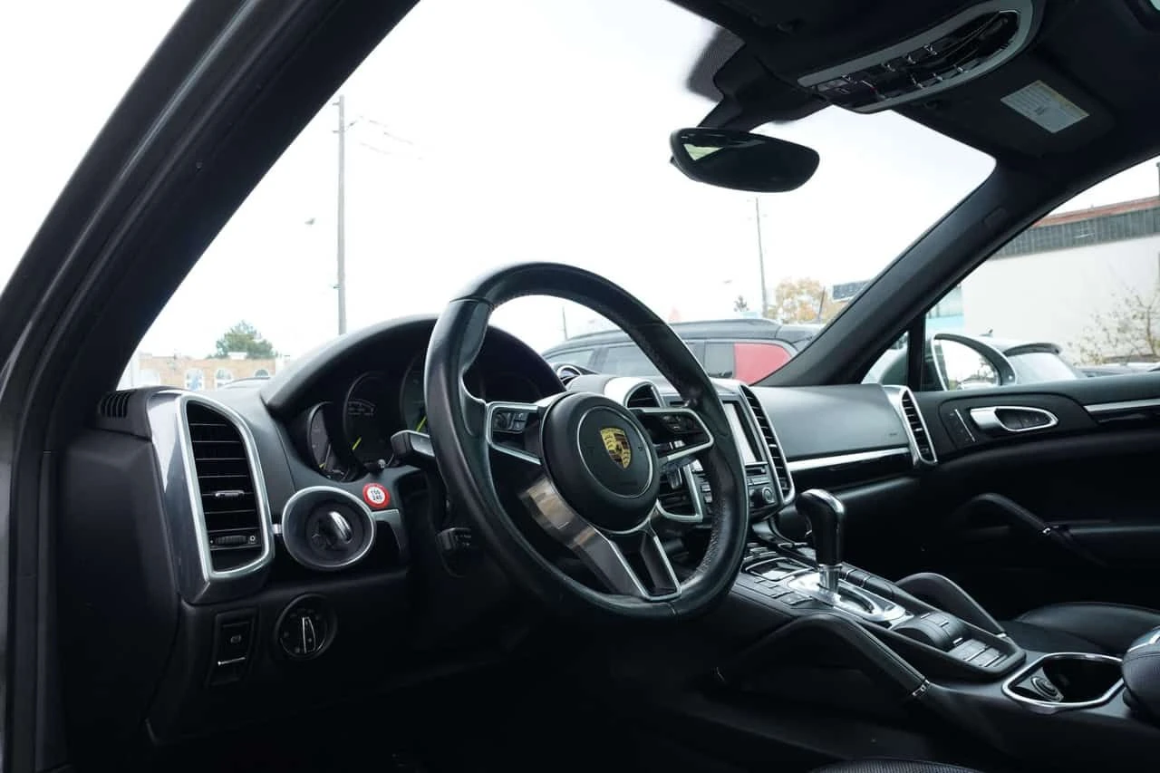 Porsche Cayenne * E Hybrid * CARFAX * ЦЕНА ДО БГ - изображение 10