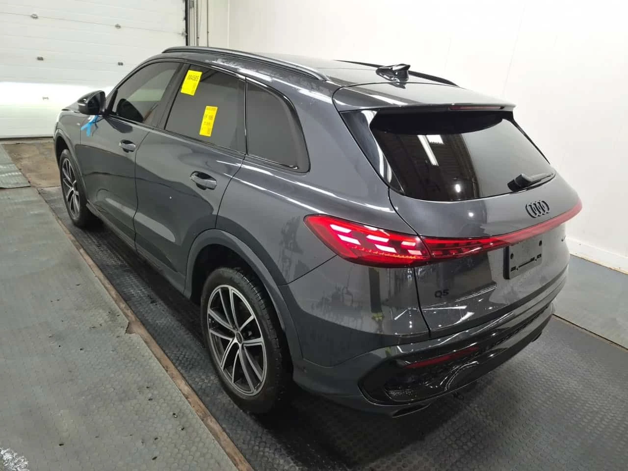 Audi Q5 * Progressiv * CARFAX * БЕЗ ПЪРВОНАЧАЛНА ВНОСКА, снимка 6 - Автомобили и джипове - 54784356