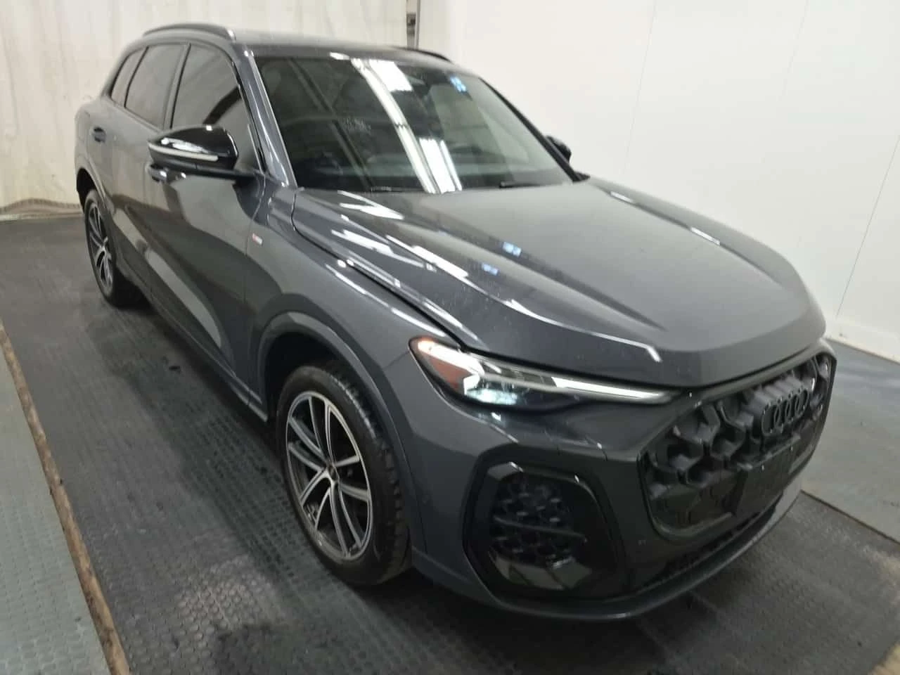 Audi Q5 * Progressiv * CARFAX * БЕЗ ПЪРВОНАЧАЛНА ВНОСКА, снимка 3 - Автомобили и джипове - 54784356