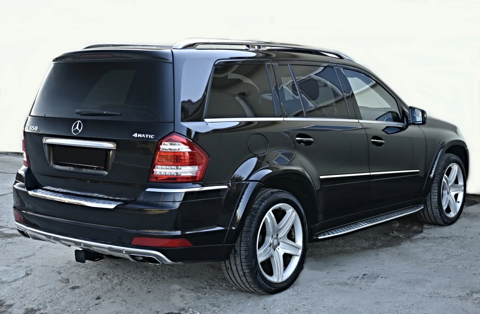 Mercedes-Benz GL 500 Grad edition, снимка 3 - Автомобили и джипове - 54827500