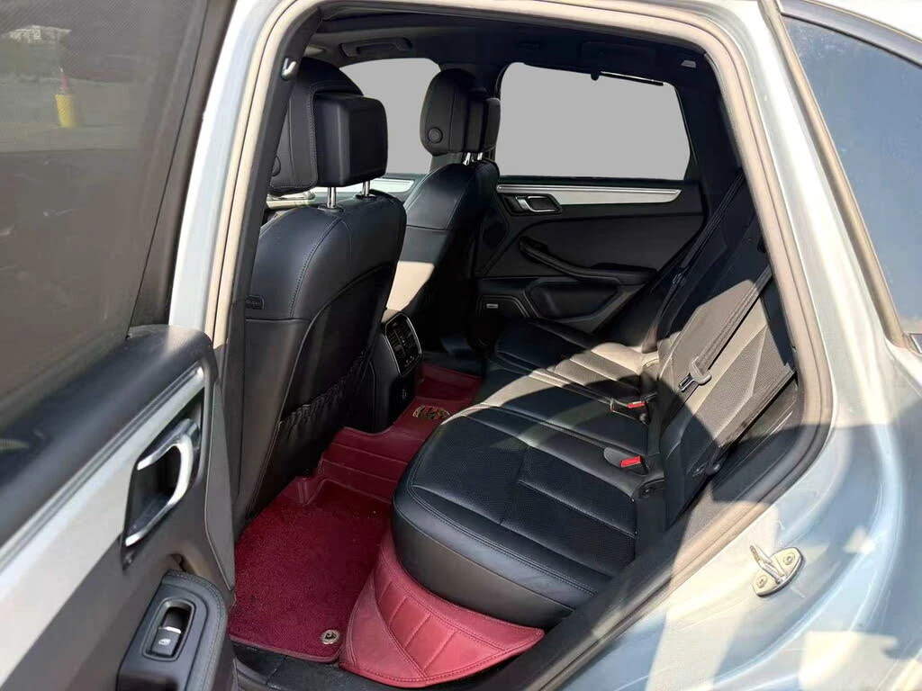 Porsche Macan 2.0T* BOSE* ОБДУХВАНЕ* ПАНОРАМА* КЕЙЛЕС* КАМЕРА, снимка 11 - Автомобили и джипове - 55278173