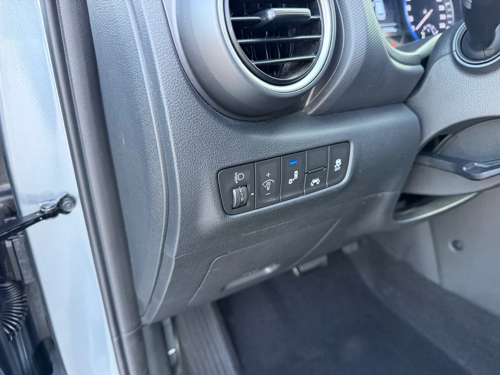 Hyundai Kona 1.6d/136HP/NAVI/EVRO6/, снимка 9 - Автомобили и джипове - 55390964