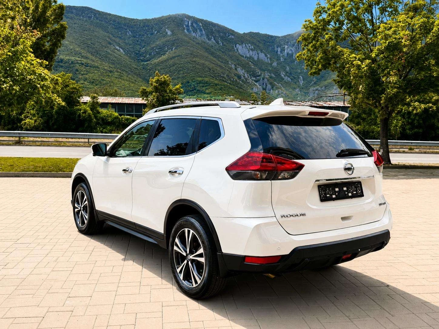 Nissan X-trail 2.5 бензин 4х4, снимка 7 - Автомобили и джипове - 55650904