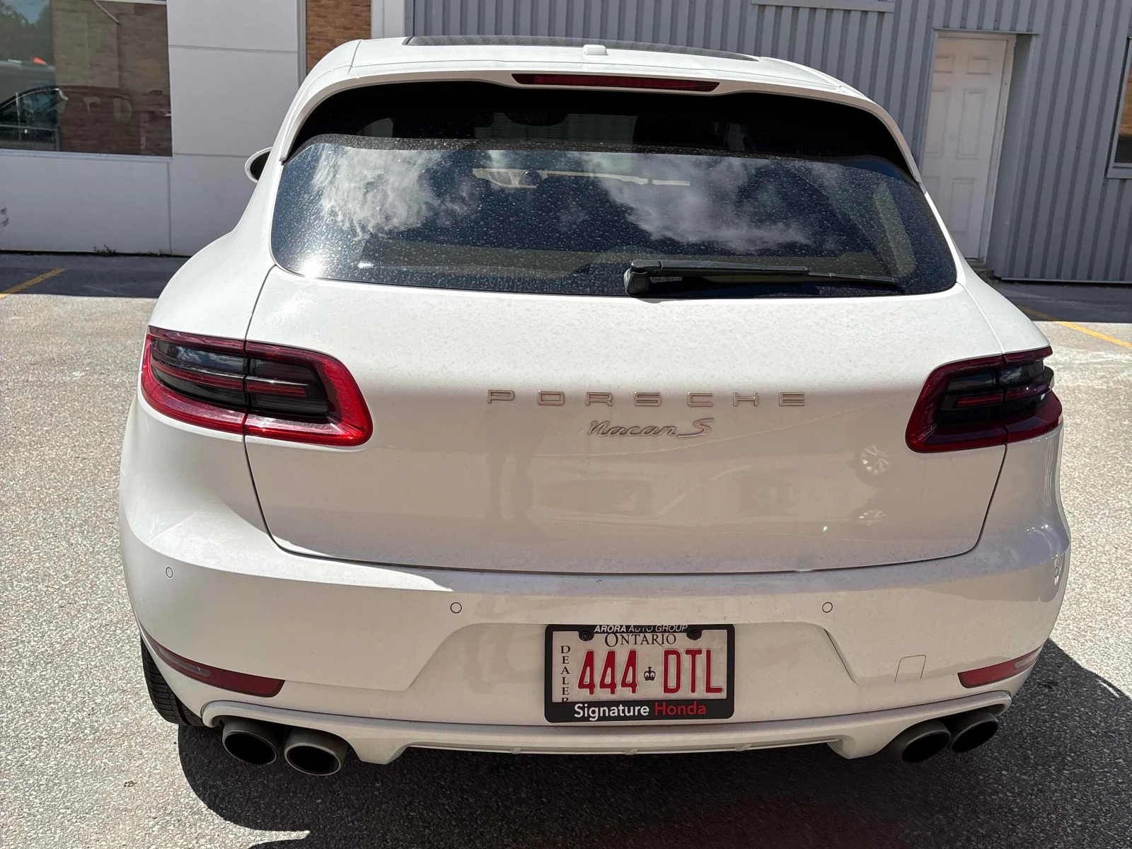 Porsche Macan S * CARFAX * АВТОКРЕДИТ БЕЗ ПЪРВОНАЧАЛНА ВНОСКА, снимка 4 - Автомобили и джипове - 56083720