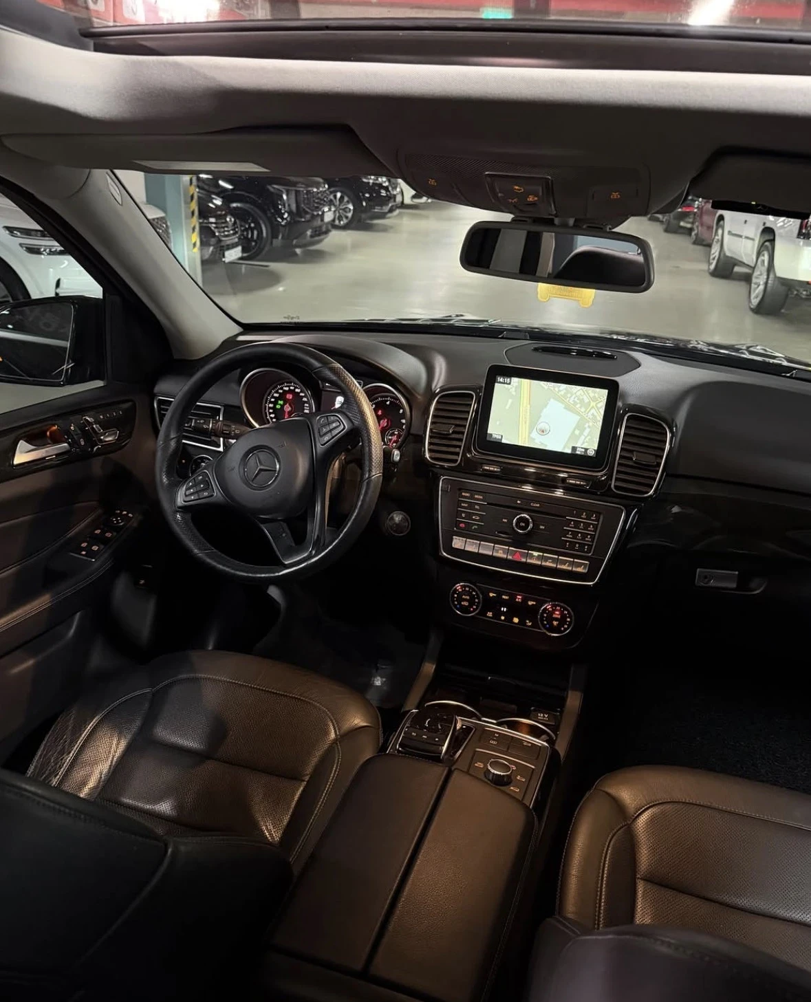 Mercedes-Benz GLE 350 d 4matic AMG line, снимка 4 - Автомобили и джипове - 56210509