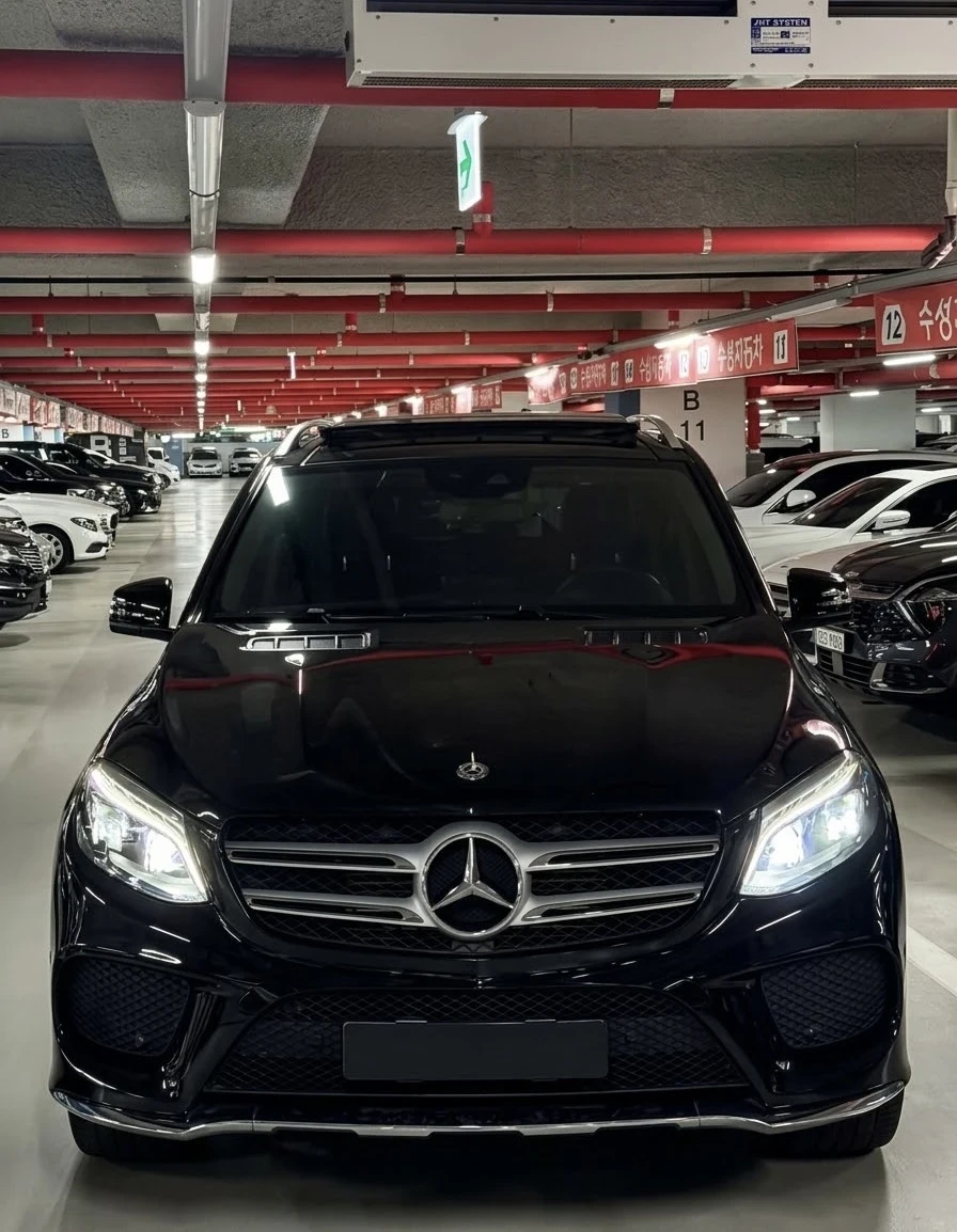 Mercedes-Benz GLE 350 d 4matic AMG line, снимка 2 - Автомобили и джипове - 56210509