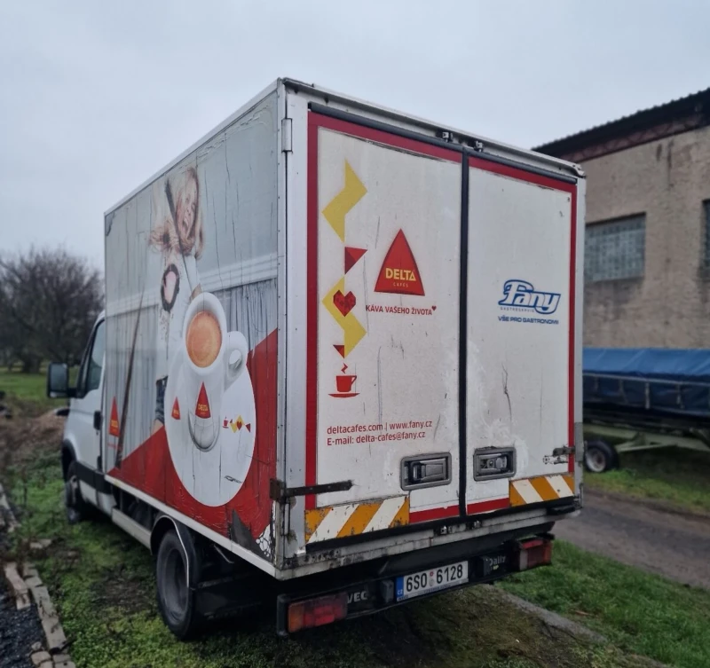 Iveco Daily 35C12 двойна гума нов внос хладилен, снимка 4 - Бусове и автобуси - 48228057