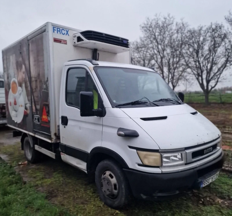 Iveco Daily 35C12 двойна гума нов внос хладилен, снимка 1 - Бусове и автобуси - 48228057