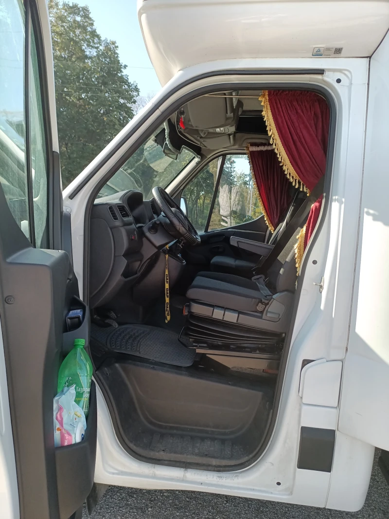 Renault Master, снимка 11 - Бусове и автобуси - 52520409