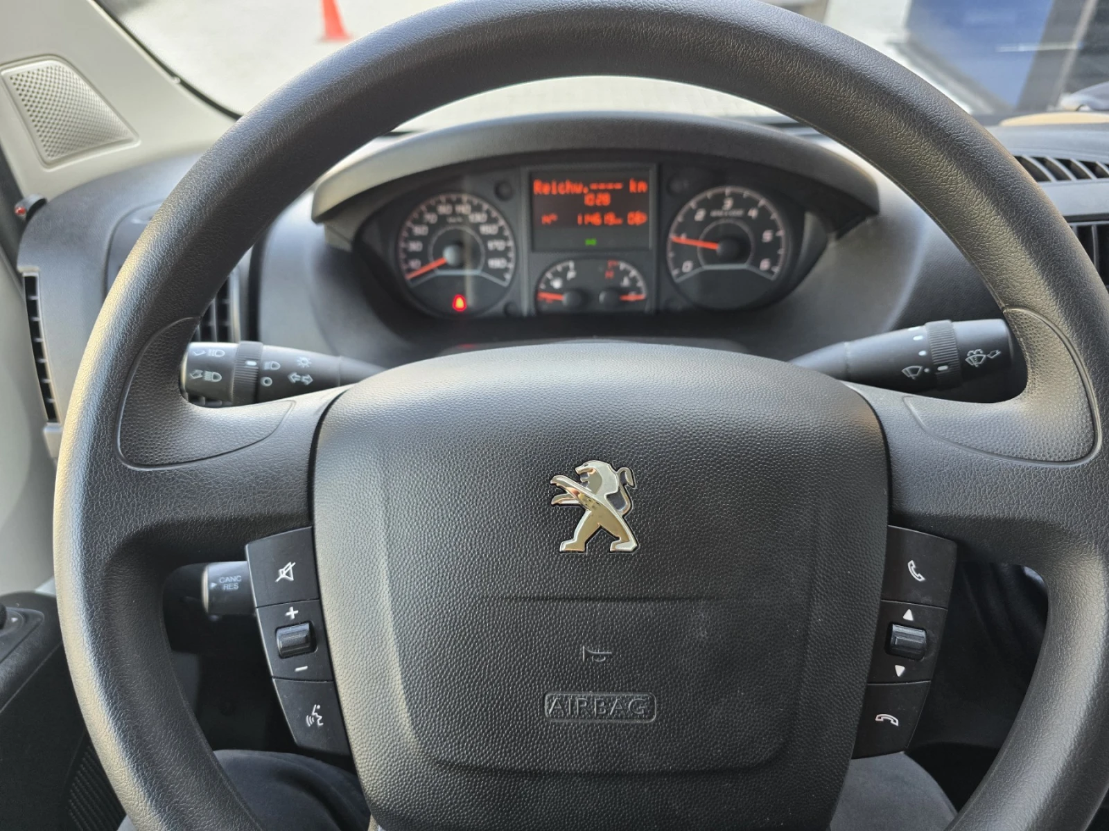 Peugeot Boxer L3H2 Pro Avantage Edition 2.2 HDi (140hp) MT6 - изображение 9