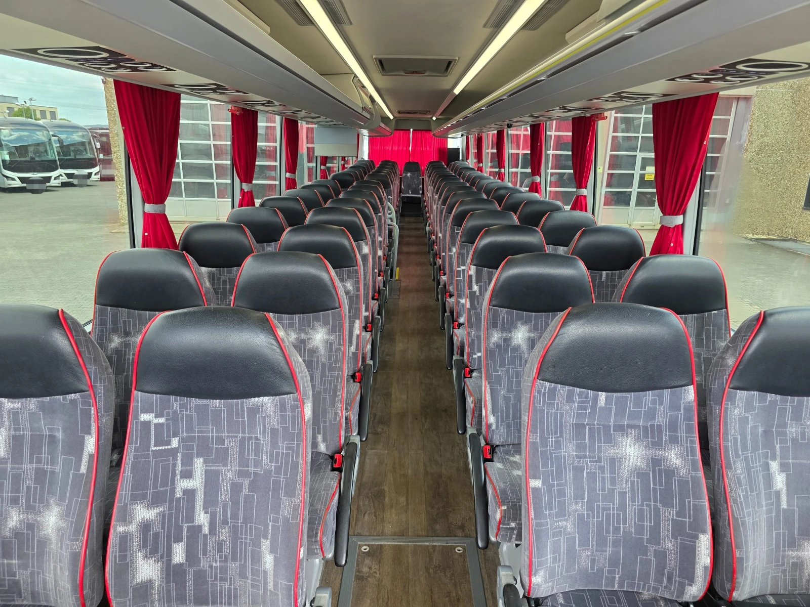 Vanhool Acron EX16 Mid - �������� DAF - 63+ 1+ 1 ������� 13.26 � | Mobile.bg � ����������� 10