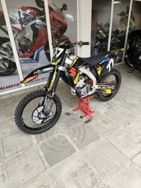 Suzuki Rmz, снимка 1