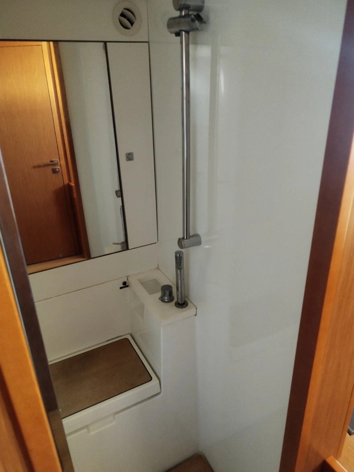 Ветроходна лодка Beneteau Senese 55 - изображение 10