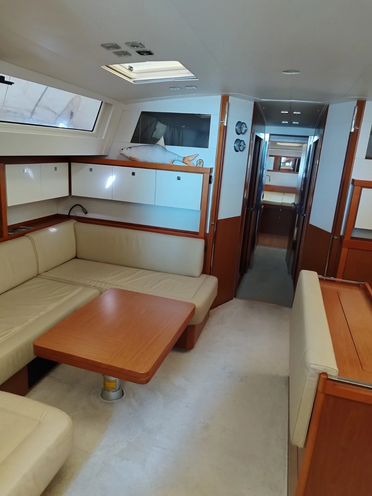Ветроходна лодка Beneteau Senese 55 - изображение 6