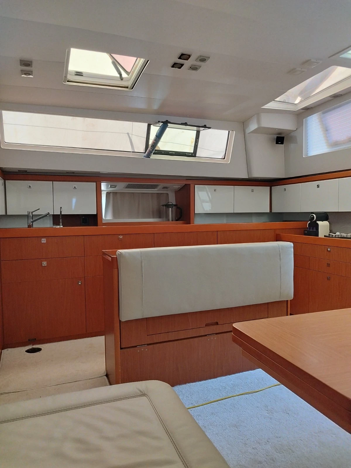 Ветроходна лодка Beneteau Senese 55 - изображение 7