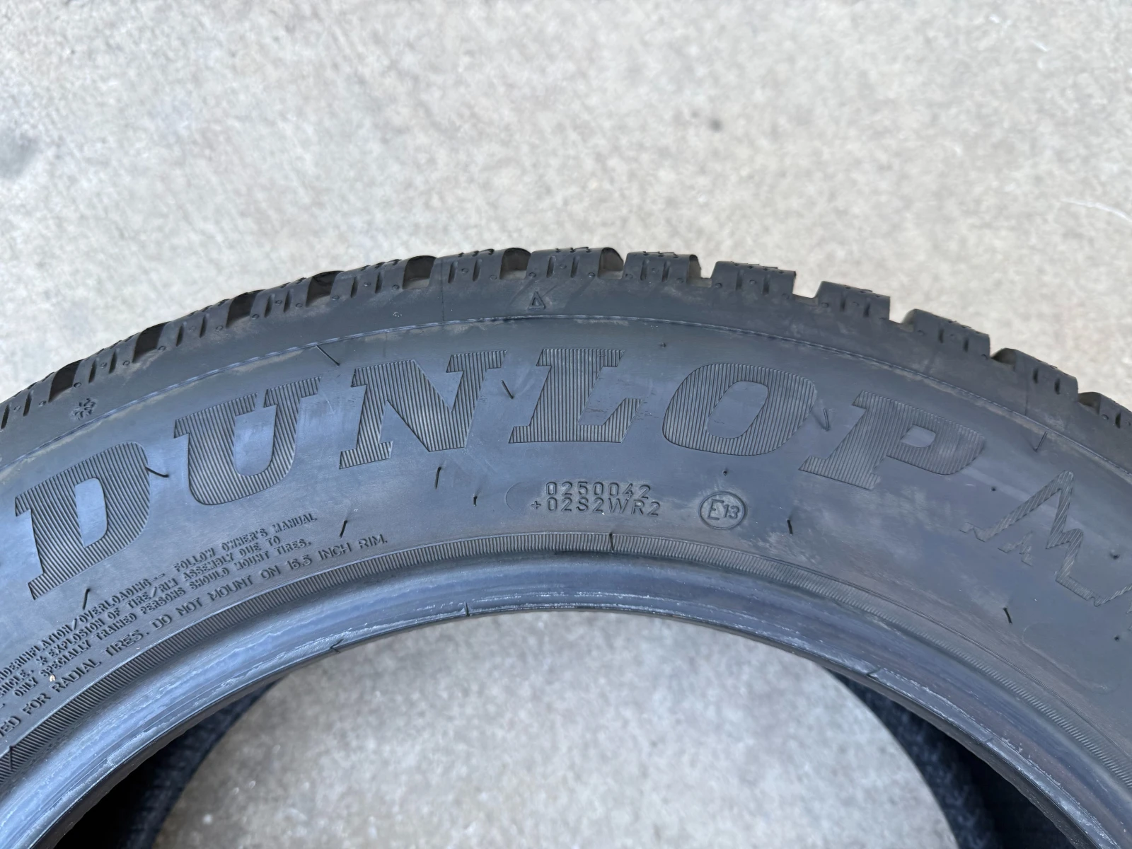 Гуми Зимни 215/55R16, снимка 8 - Гуми и джанти - 55687398