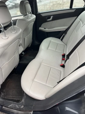Mercedes-Benz E 220 На части, снимка 2