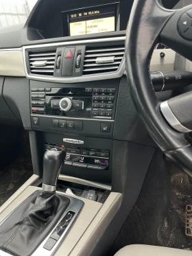 Mercedes-Benz E 220 На части, снимка 4