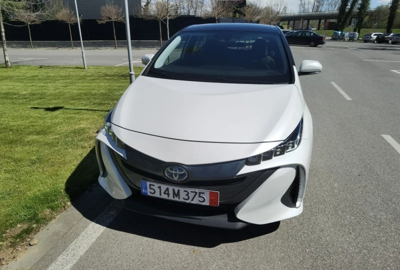 Toyota Prius PRIME, снимка 1 - Автомобили и джипове - 41693199