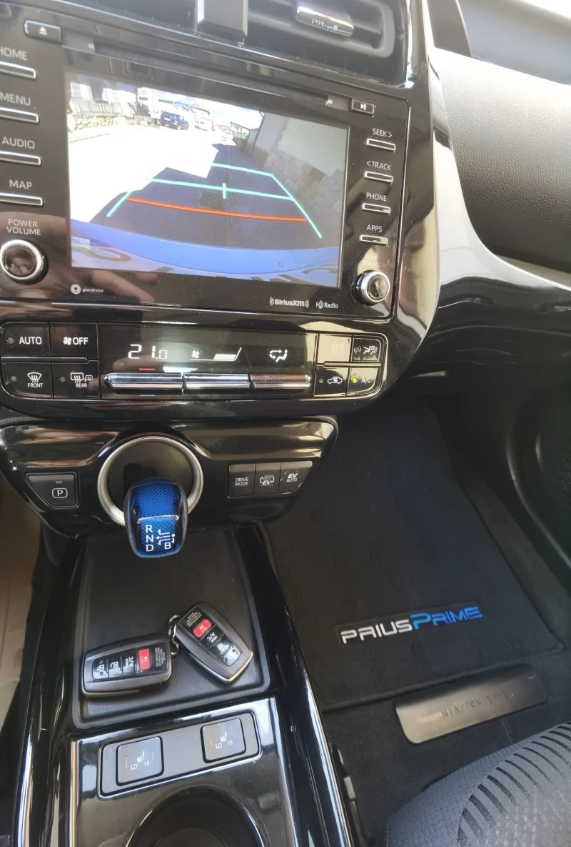 Toyota Prius PRIME, снимка 11 - Автомобили и джипове - 41693199