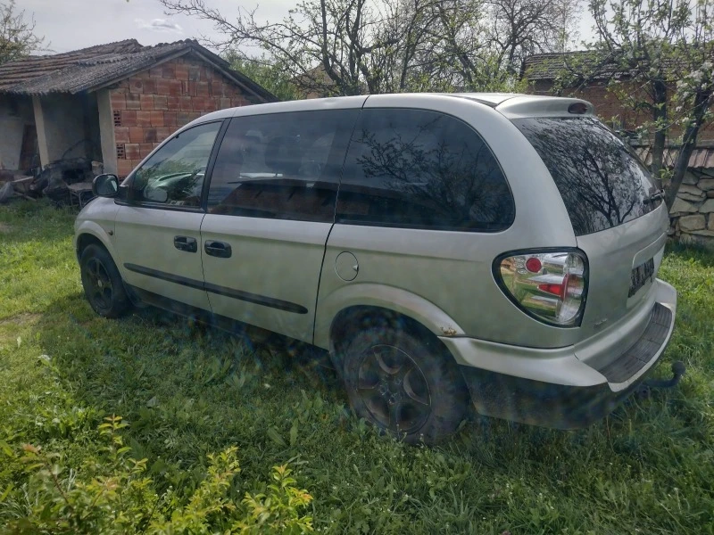 Chrysler Voyager 2.5 crd, снимка 3 - Автомобили и джипове - 49026538