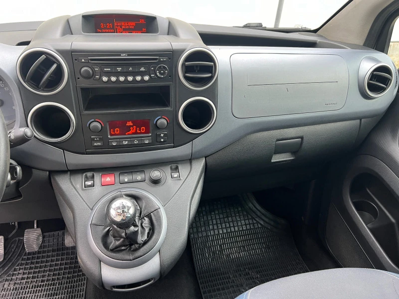 Citroen Berlingo 1.6HDi-109 к.с.МУЛТИСПЕЙС! ПАНОРАМА!, снимка 15 - Автомобили и джипове - 45864761