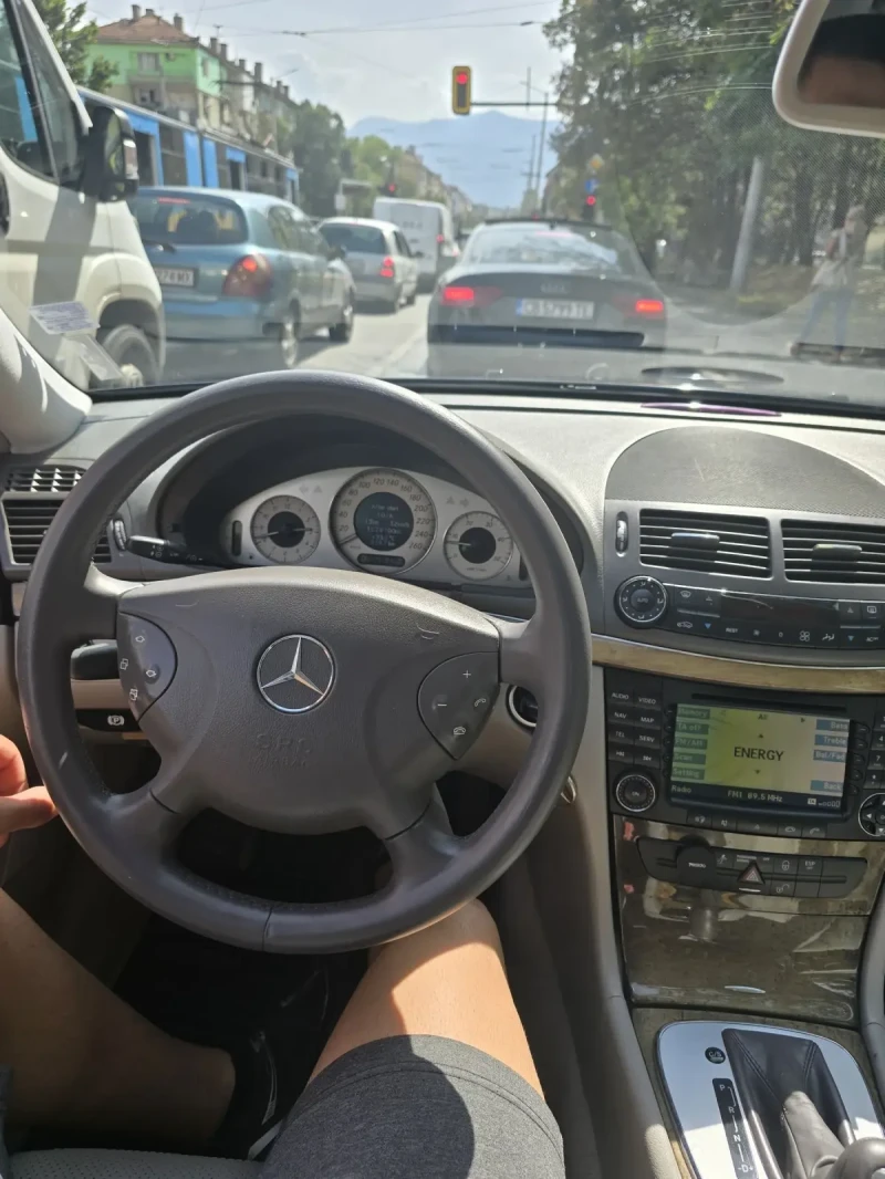 Mercedes-Benz E 320 3.2, снимка 13 - Автомобили и джипове - 47485706