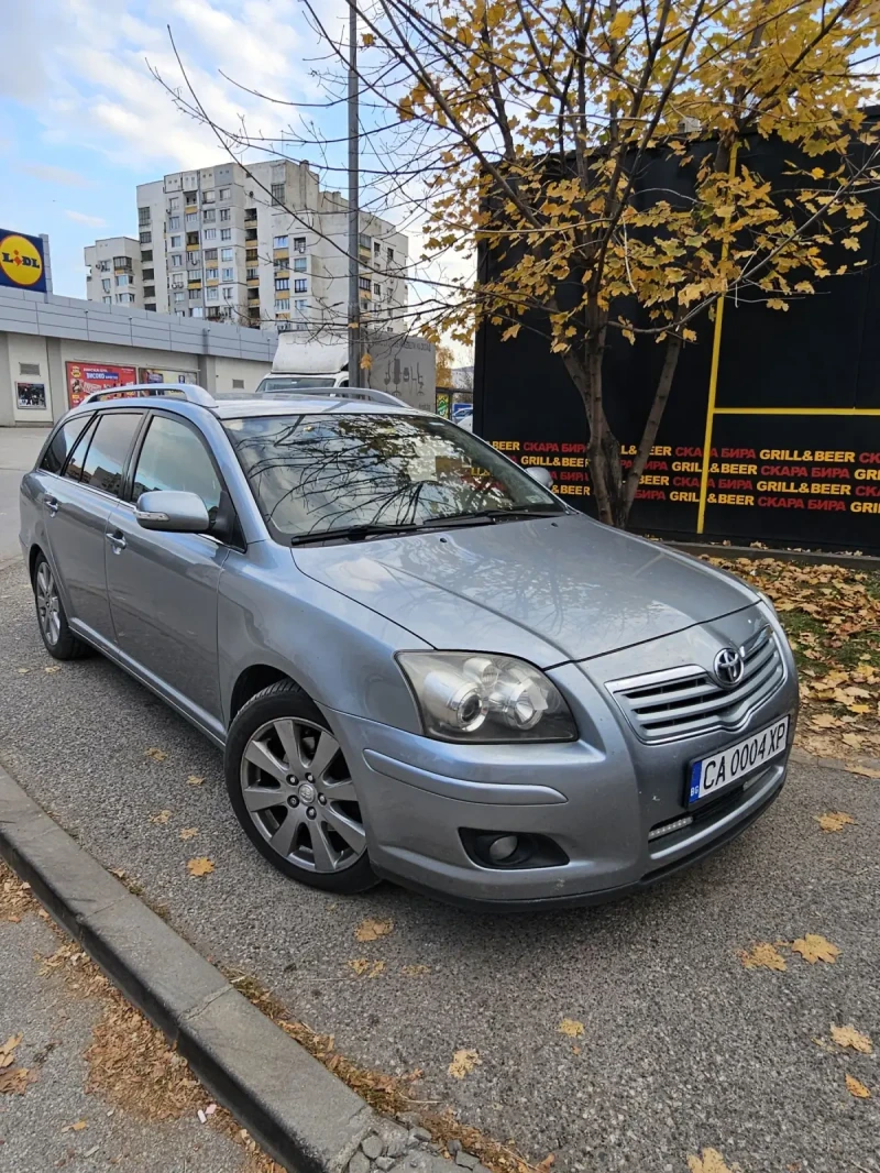 Toyota Avensis (ТМ Ауто)- 6+ 1 места - 2.2D4D, автопилот, камера, снимка 1 - Автомобили и джипове - 48656947