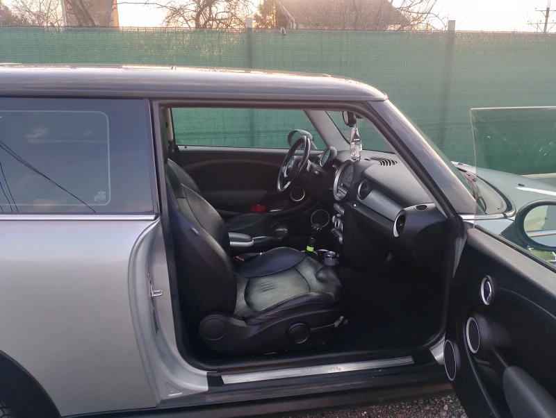 Mini Cooper 1.6i 120коня с газов инжекцион, снимка 7 - Автомобили и джипове - 49437380