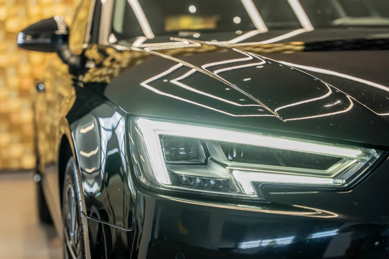 Audi A4 Avant, снимка 3 - Автомобили и джипове - 51505613