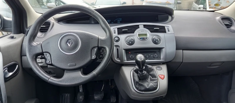 Renault Scenic 1.6i  FACELIFT KLIMATRONIC , снимка 13 - Автомобили и джипове - 52213266