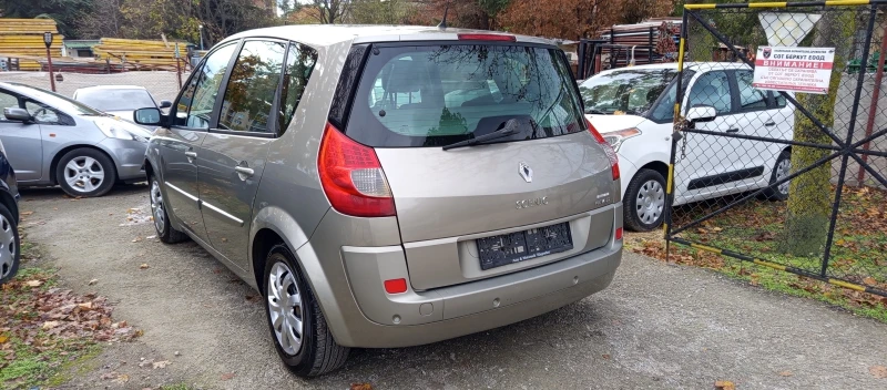 Renault Scenic 1.6i  FACELIFT KLIMATRONIC , снимка 8 - Автомобили и джипове - 52213266