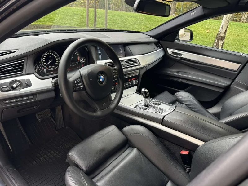 BMW 730 BLACK FRIDAY/ M-PACK, снимка 9 - Автомобили и джипове - 52308961