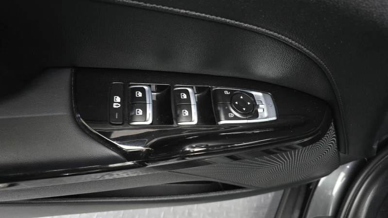 Kia K5 2.0 NOBLESSE, снимка 17 - Автомобили и джипове - 52559359