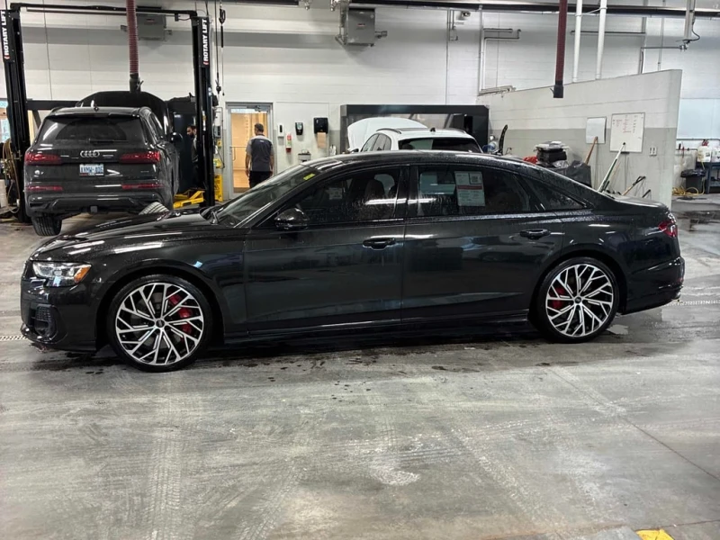 Audi S8 * 4.0 TFSI quattro * CARFAX * ЦЕНА ДО БГ, снимка 2 - Автомобили и джипове - 53285102