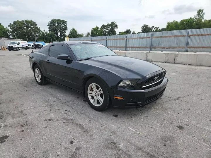 Ford Mustang 3.7l, снимка 13 - Автомобили и джипове - 55243342